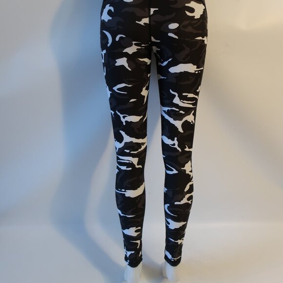 Womens Human Performance Engineering Blk, Gray, White Camouflage Leggings M - Picture 5 of 6